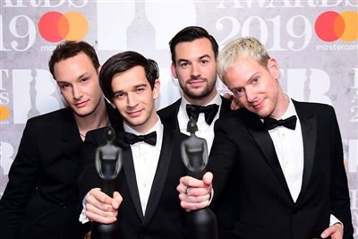 جوایز بریت 2019 اهدا شد/ موفقیت یک گروه راک و تقدیر از پینک