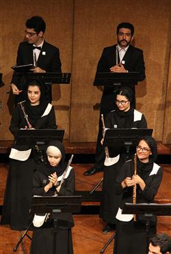 گروه «کر فلوت تهران» در تالار رودکی به روی صحنه رفت