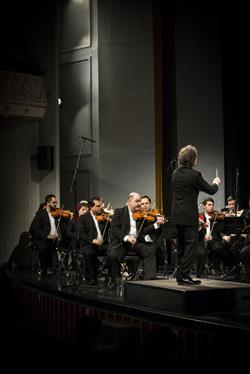 کنسرت ارکستر سمفونیک تهران در فجر سی و چهارم/ «پرنده آتشین» به پرواز درآمد